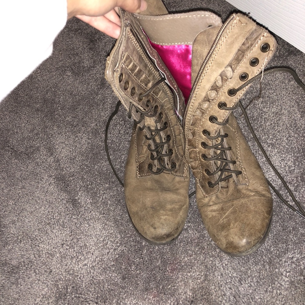 Vintage boots, great condition